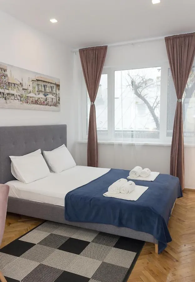 ヴァルナCasa Del Sol ~ Beautiful 2Bd Flat In The Centreアパートメント ブルガリア