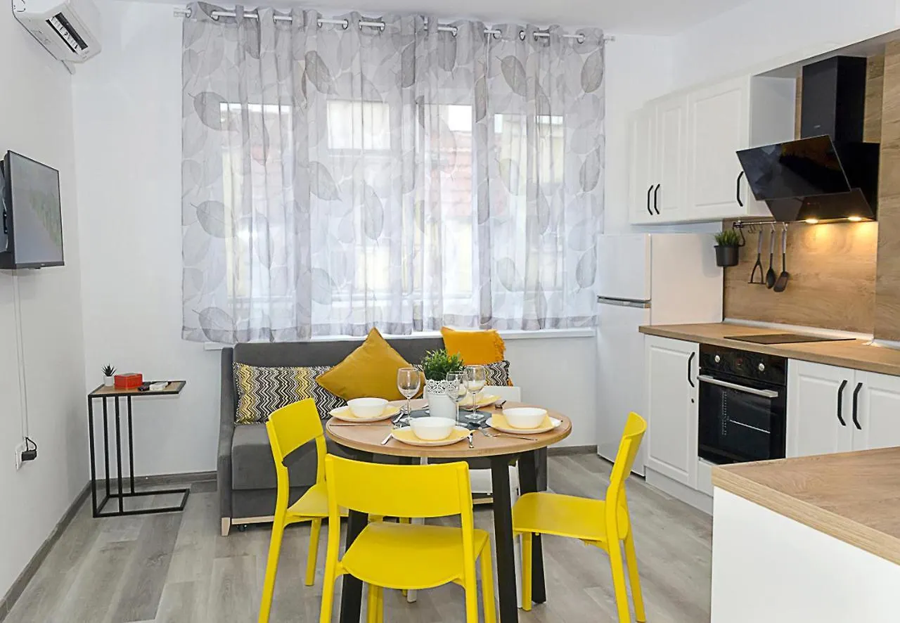 Casa Del Sol ~ Beautiful 2Bd Flat In The Centre Apartment Varna